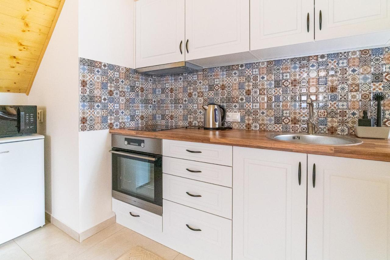 Apartmany Pod Rozsutcom - Zatkov Dvor - Prijazd Do Ubytovania Autom S Pohonom 4X4 Terchova Ngoại thất bức ảnh
